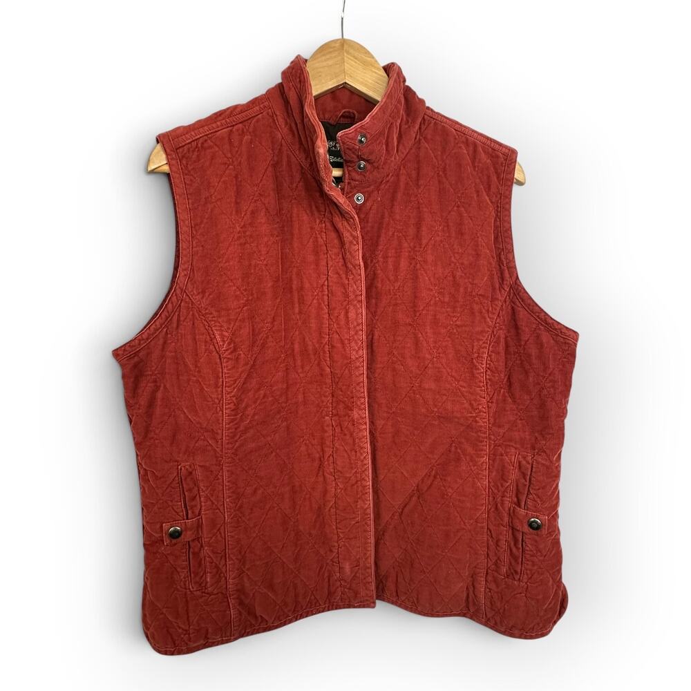 Eddie Bauer Women XL Red Corduroy Quilted Puffer Vest Snap Zip Outdoor Layer